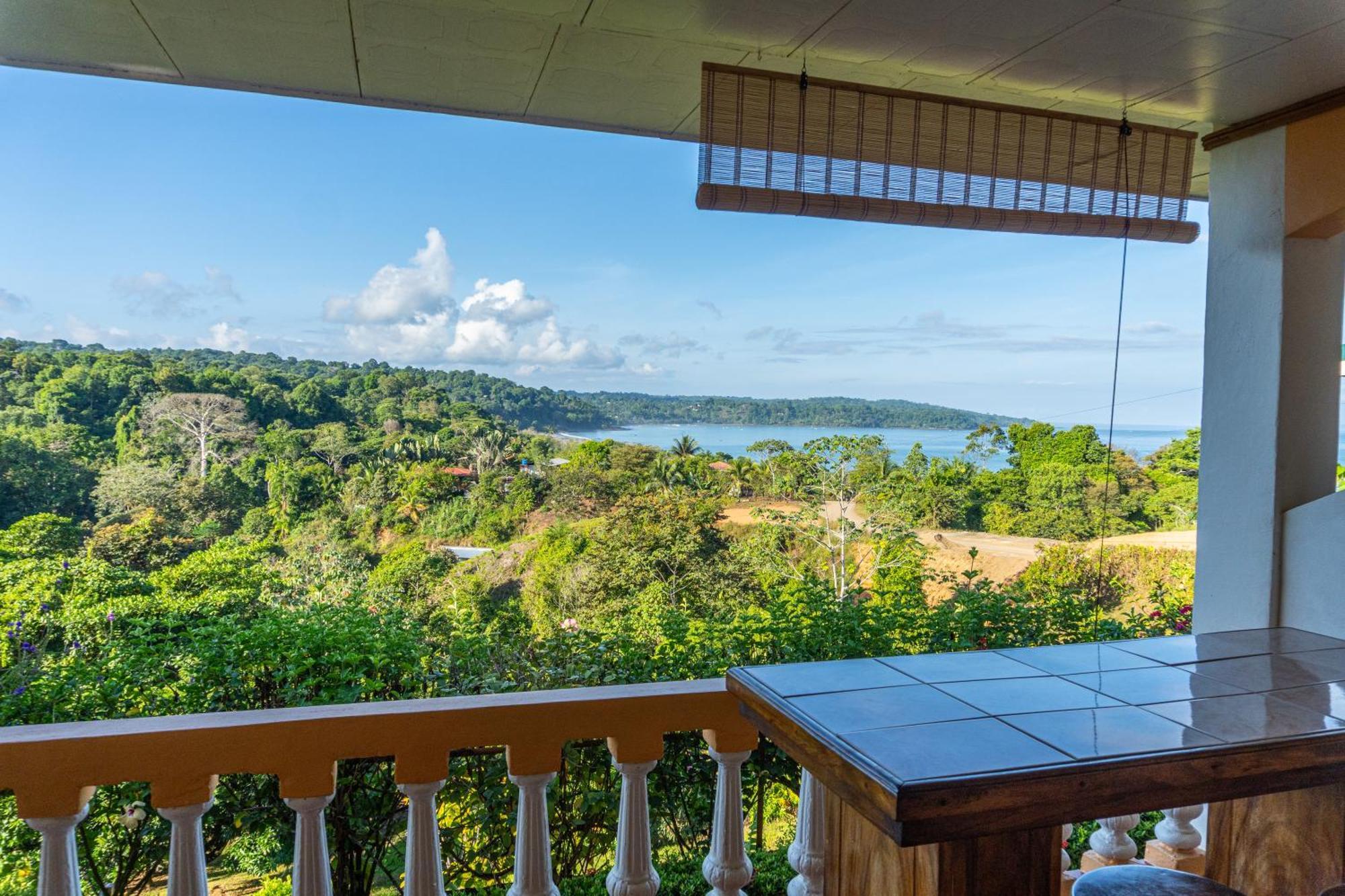 Villa Manolo Ocean And Forest View Hotel Drakes Bay Екстериор снимка